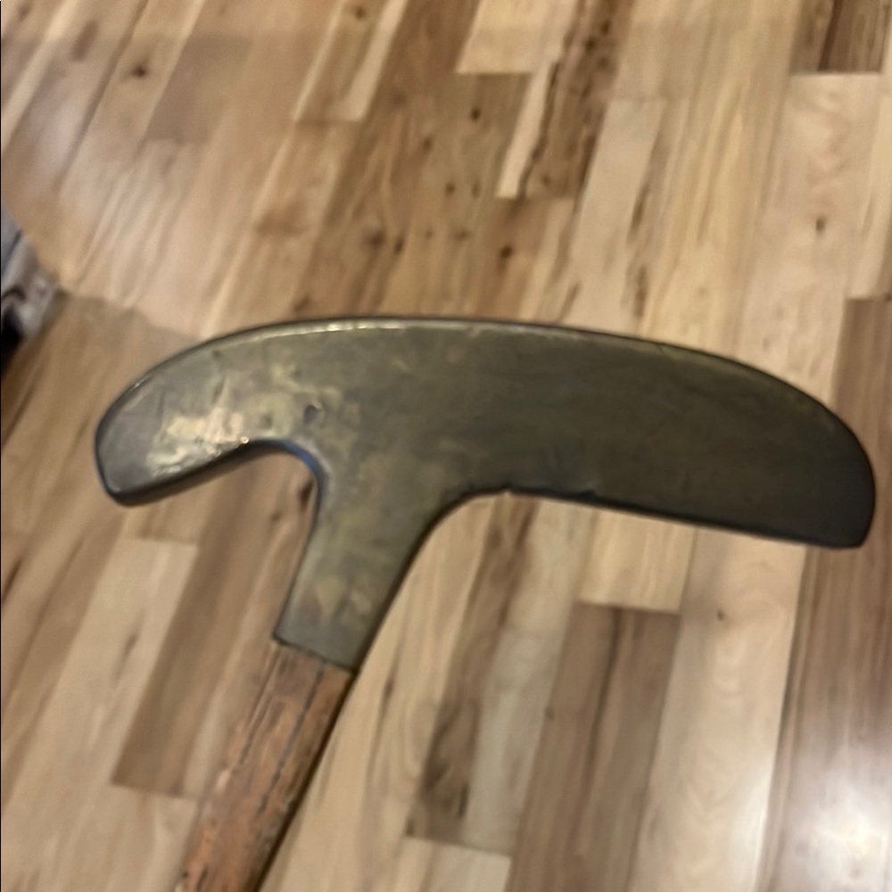 Vintage Left Handed Otey Crisman Square Shooter H